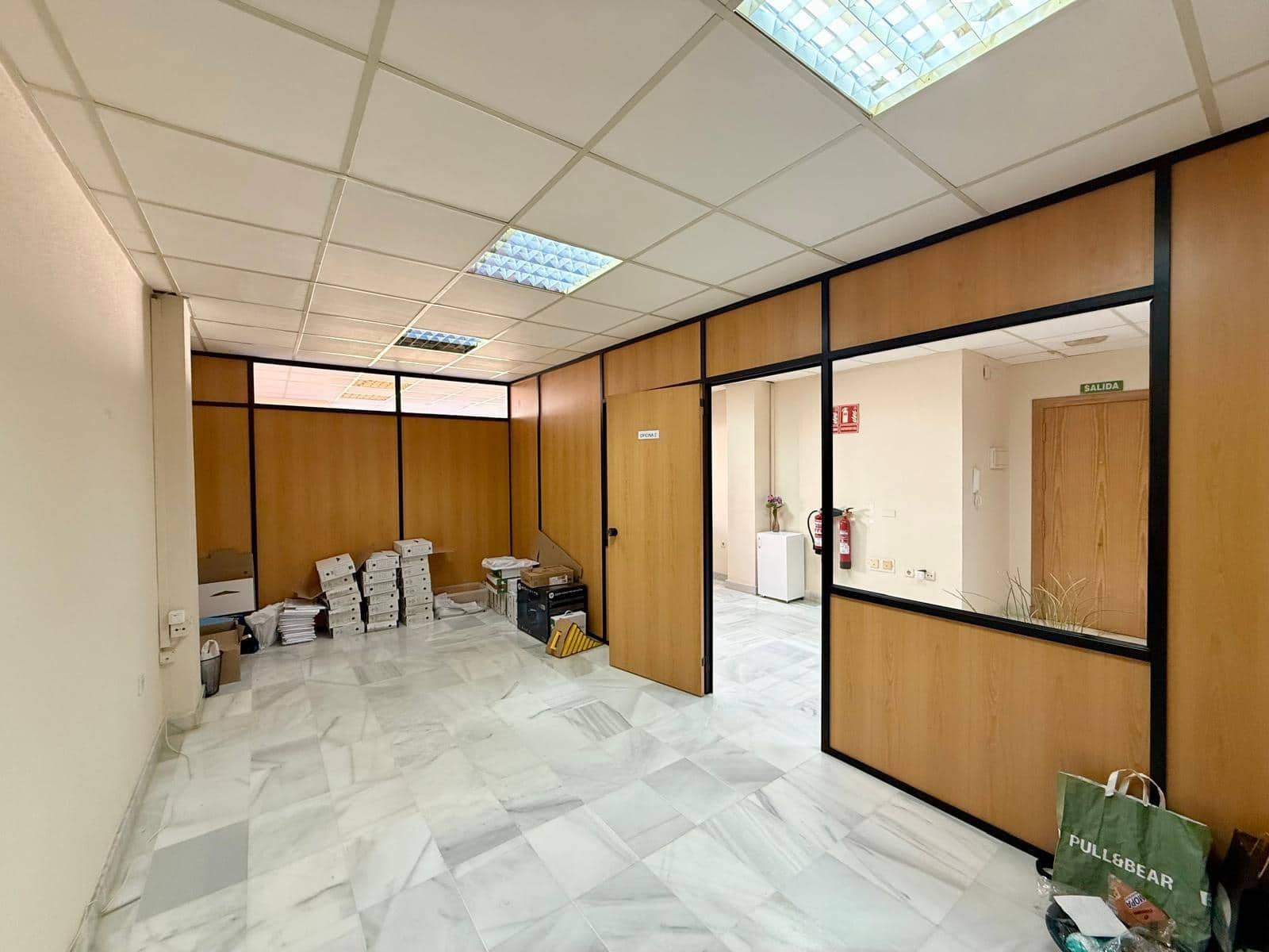 Office for rent in El Ejido - € 300 (Ref: 9541558)