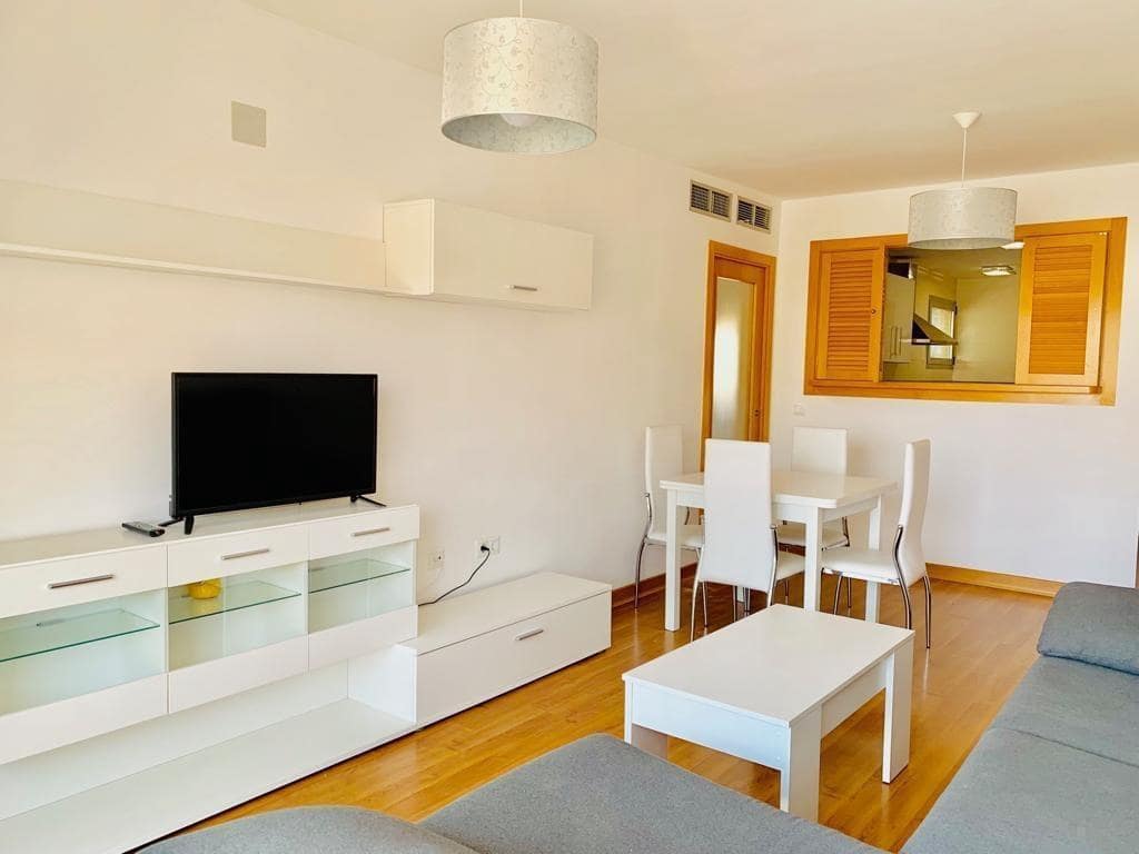 2 soveværelse Lejlighed til leje i Aguadulce (Almeria) - € 700 (Ref: 9551840)