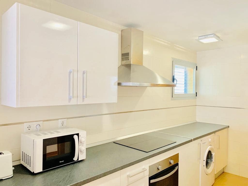 2 soveværelse Lejlighed til leje i Aguadulce (Almeria) - € 700 (Ref: 9551840)