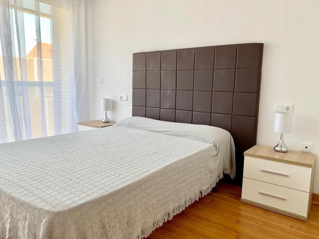 2 soveværelse Lejlighed til leje i Aguadulce (Almeria) - € 700 (Ref: 9551840)