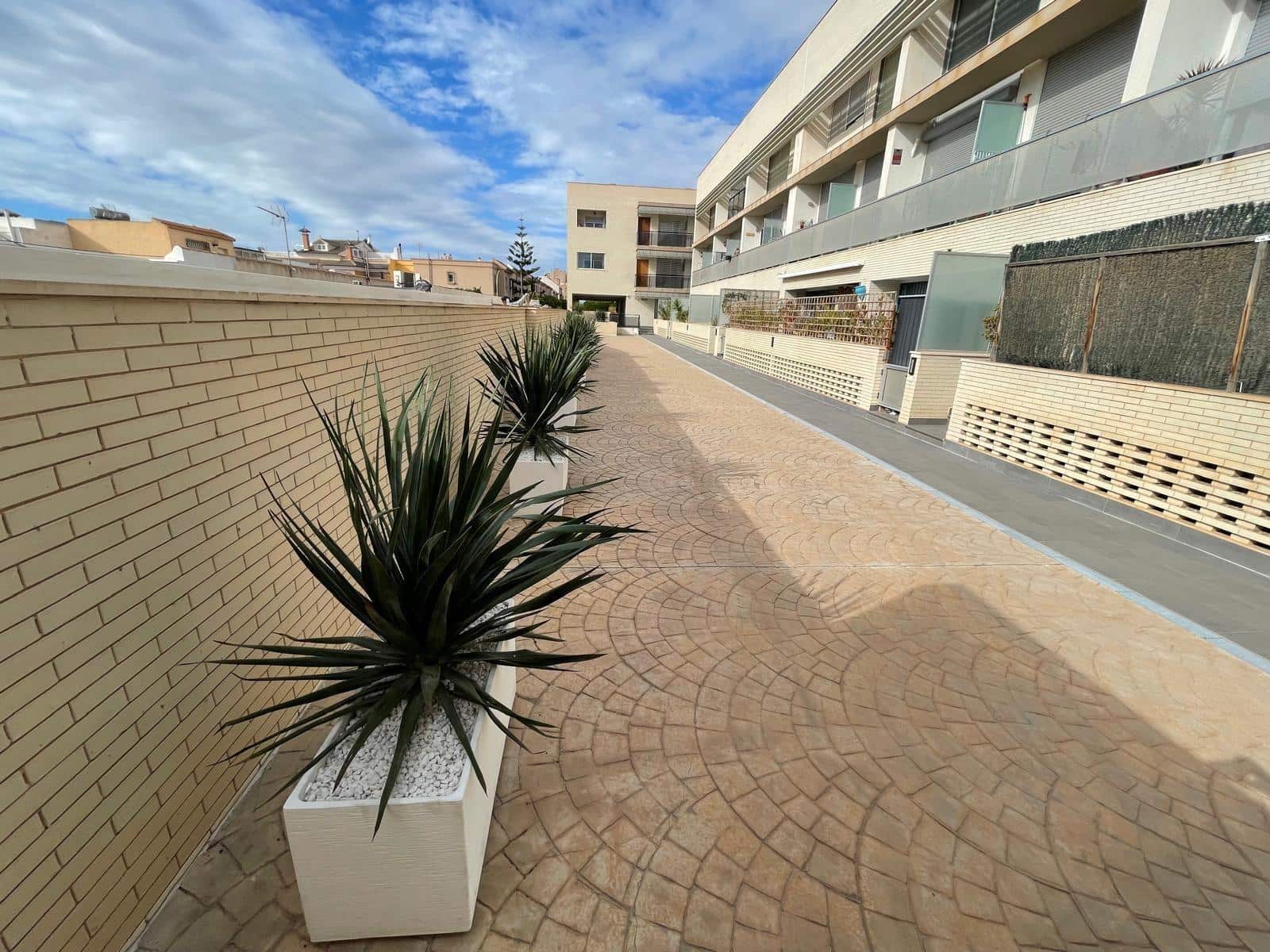 2 soveværelse Lejlighed til leje i Aguadulce (Almeria) - € 700 (Ref: 9551840)