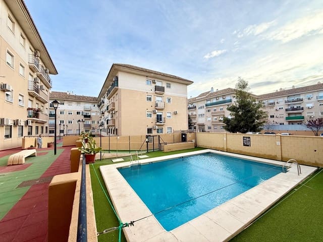 3 slaapkamer Flat te koop in Huércal de Almería met zwembad garage - € 175.000 (Ref: 9571348)