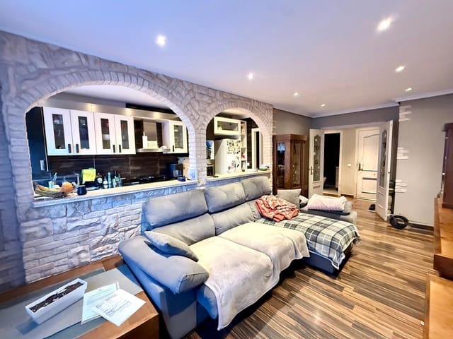 3 slaapkamer Flat te koop in Huércal de Almería met zwembad garage - € 175.000 (Ref: 9571348)