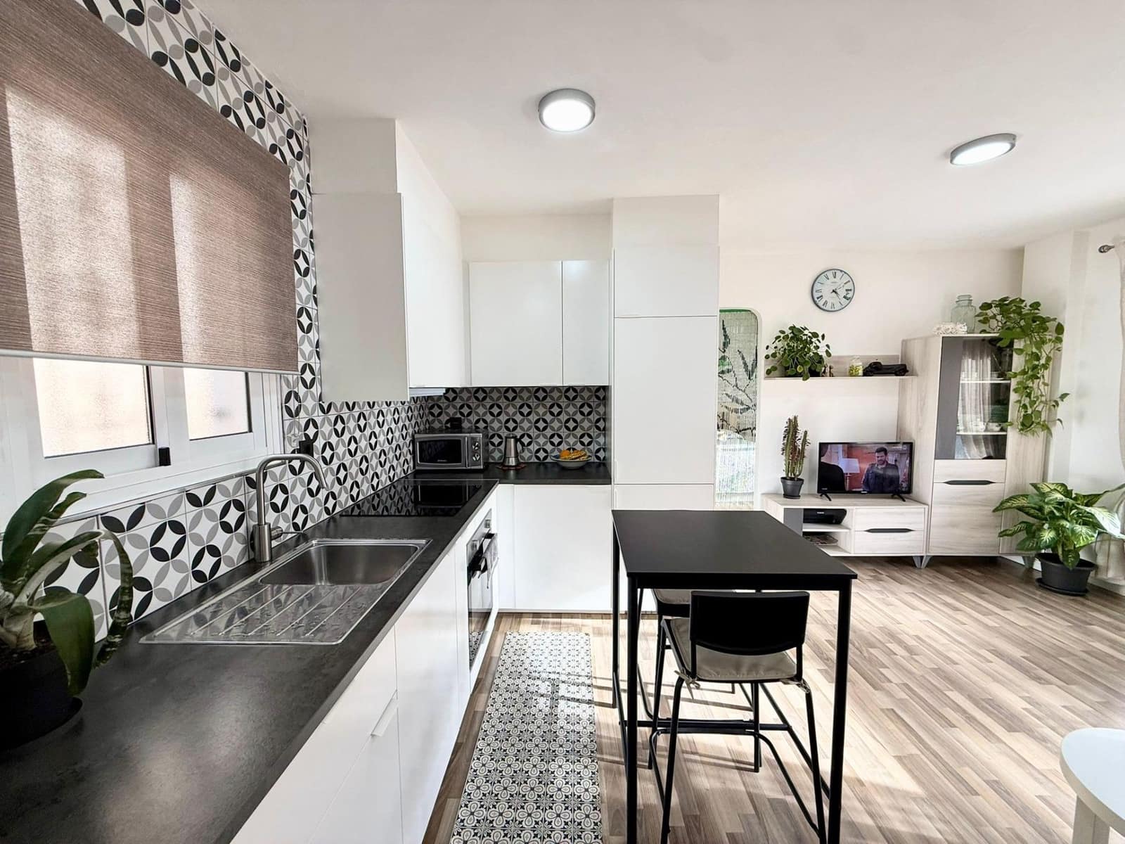 Piso de 1 habitación en Aguadulce (Almeria) en venta con piscina - 110.000 € (Ref: 9571349)