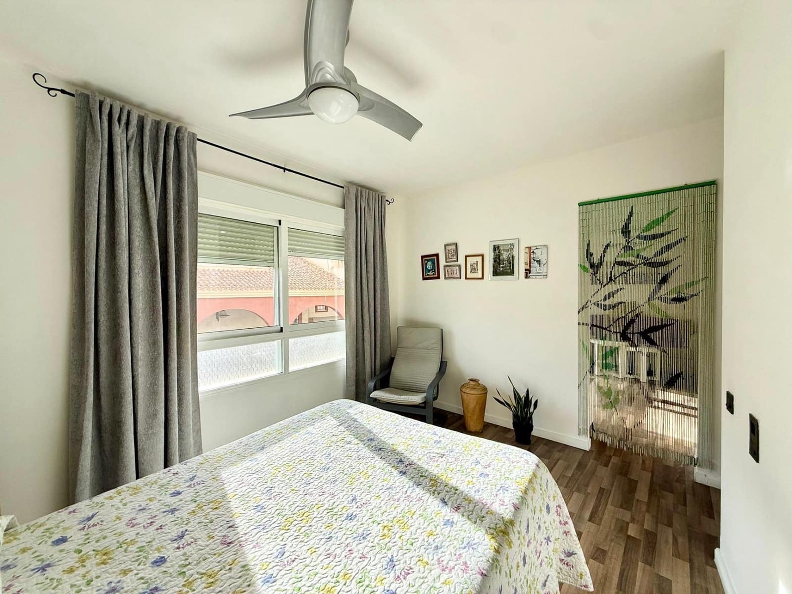 Piso de 1 habitación en Aguadulce (Almeria) en venta con piscina - 110.000 € (Ref: 9571349)