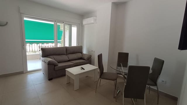 Piso de 2 habitaciones en Aguadulce (Almeria), Roquetas de Mar en alquiler con piscina - 700 € (Ref: 9605150)