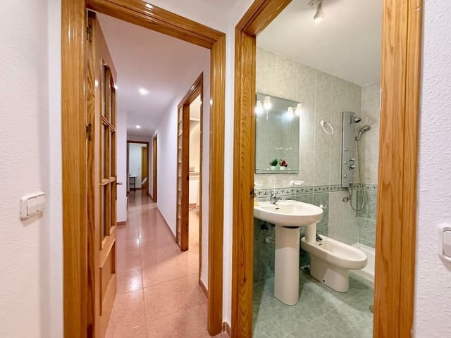 3 quarto Apartamento para venda em El Parador de las Hortichuelas, Roquetas de Mar - 142 000 € (Ref: 9605151)