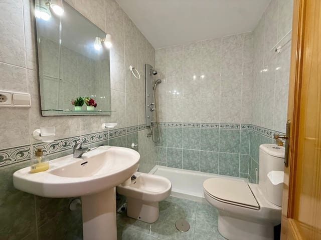 3 quarto Apartamento para venda em El Parador de las Hortichuelas, Roquetas de Mar - 142 000 € (Ref: 9605151)