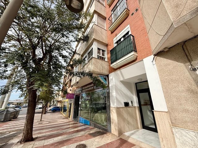 3 quarto Apartamento para venda em El Parador de las Hortichuelas, Roquetas de Mar - 142 000 € (Ref: 9605151)