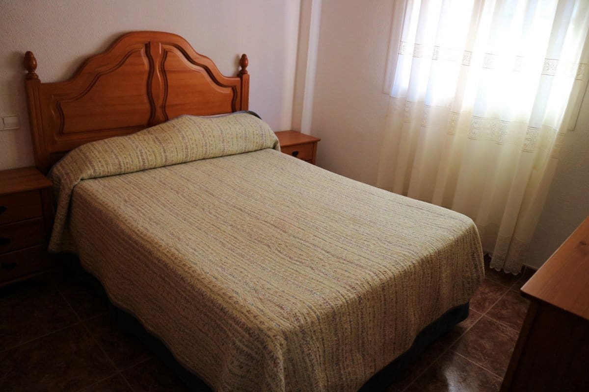 Appartement de 1 chambre à louer à Aguadulce (Almeria) - 500 € (Ref: 9608200)