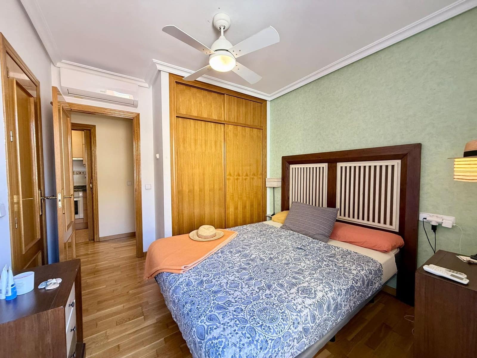 2 bedroom Flat for sale in Aguadulce (Almeria) with pool - € 210,000 (Ref: 9616028)