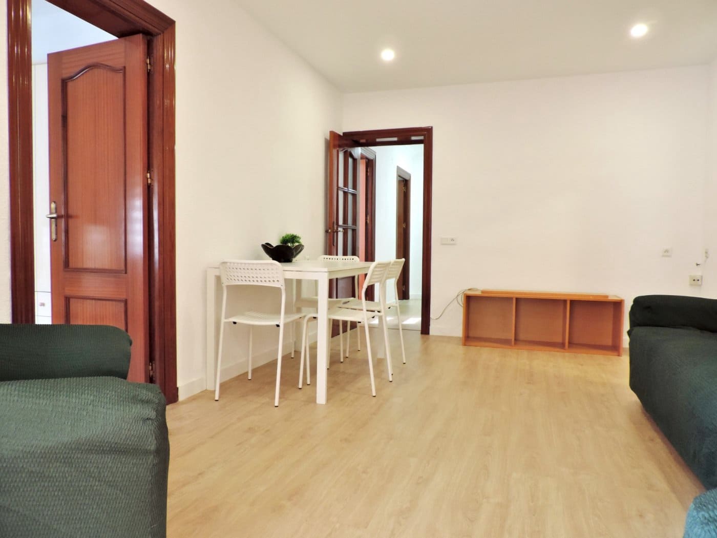 3 Zimmer Wohnung zu vermieten in Almeria Stadt - 500 € (Ref: 9630219)