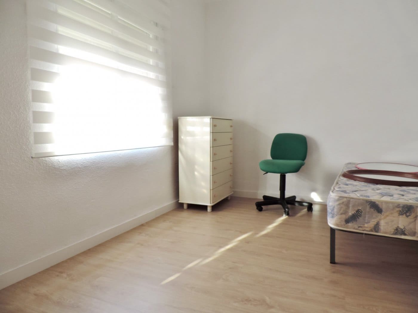 3 Zimmer Wohnung zu vermieten in Almeria Stadt - 500 € (Ref: 9630219)