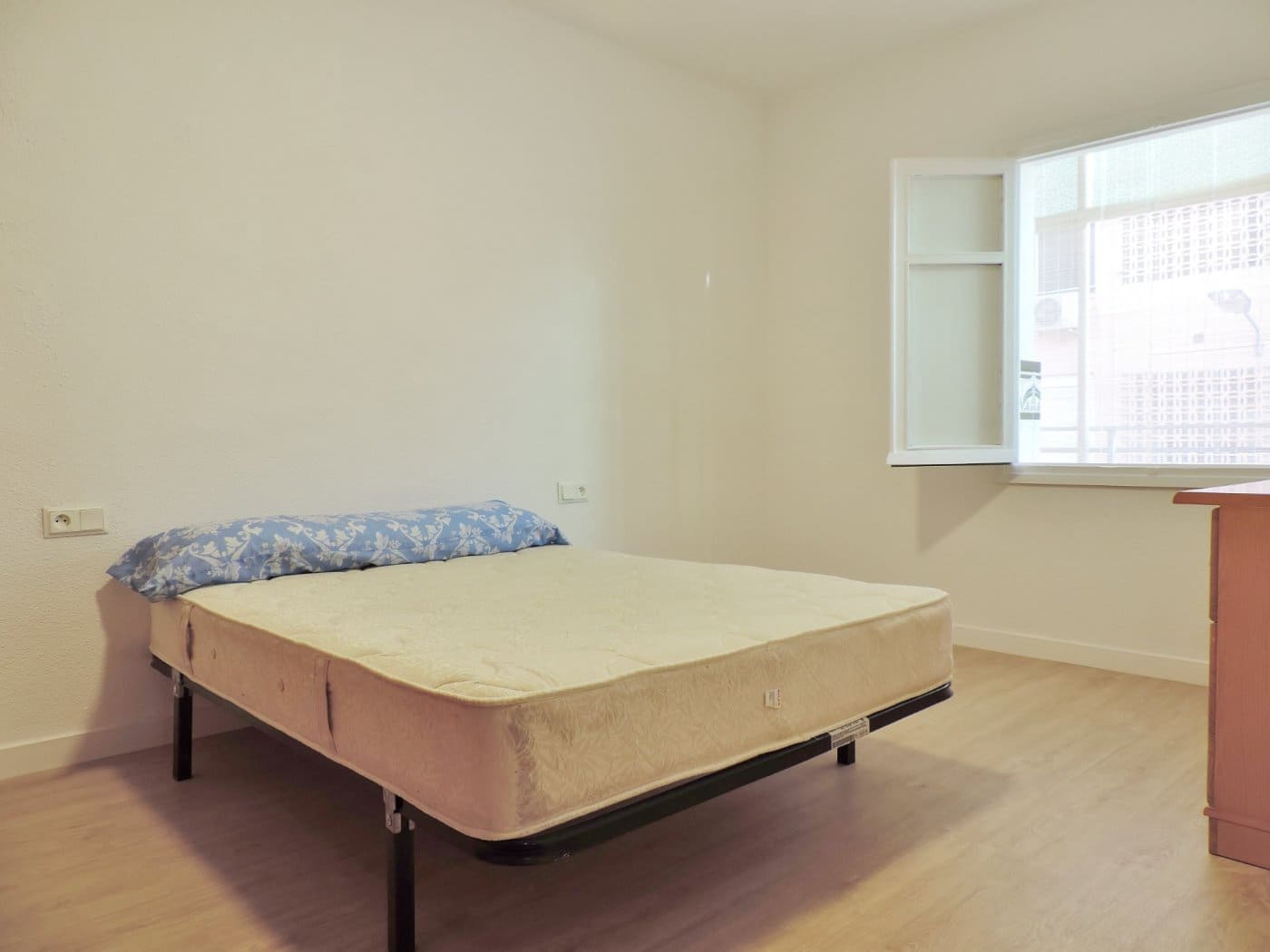 3 Zimmer Wohnung zu vermieten in Almeria Stadt - 500 € (Ref: 9630219)