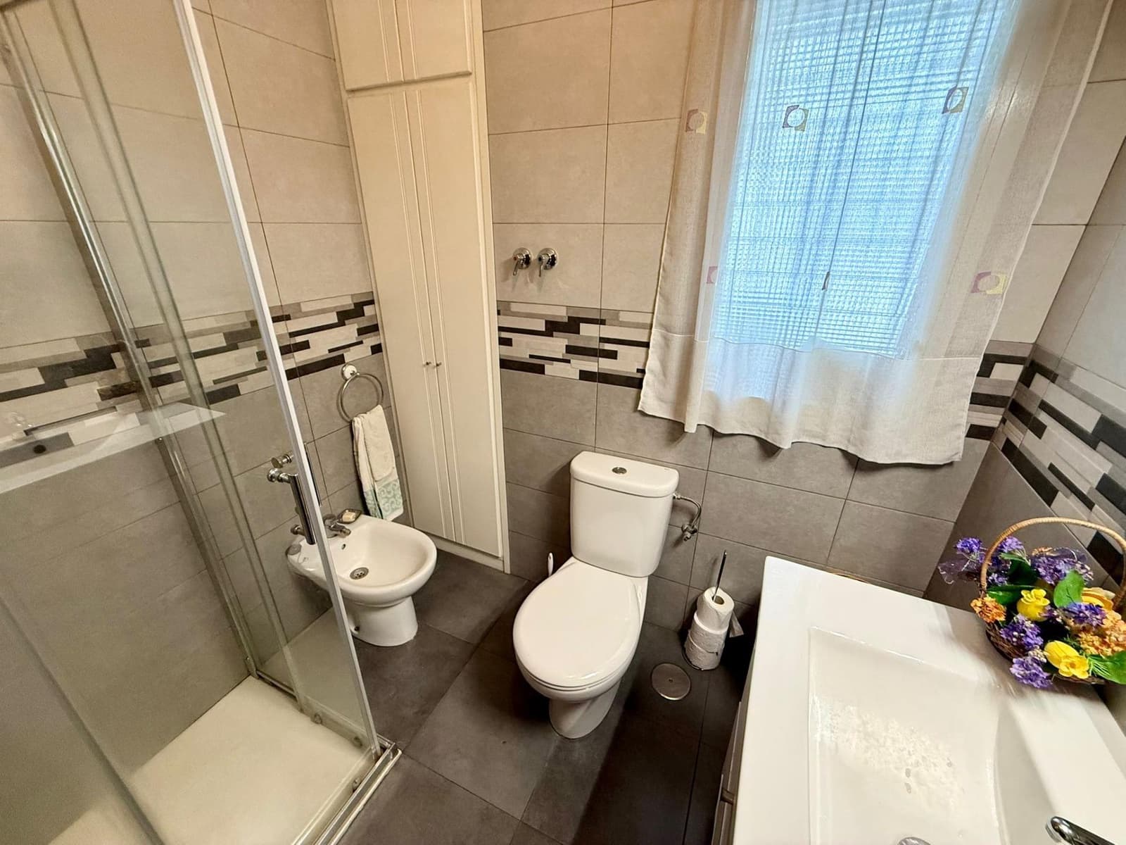 Piso de 3 habitaciones en Almería ciudad en venta - 199.000 € (Ref: 9637741)