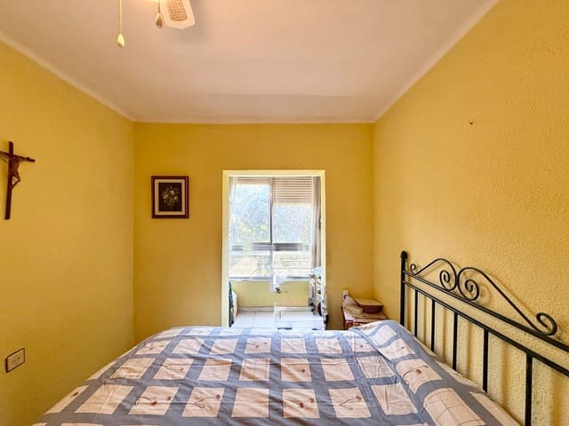 3 slaapkamer Flat te koop in Almería stad - € 179.900 (Ref: 9637741)