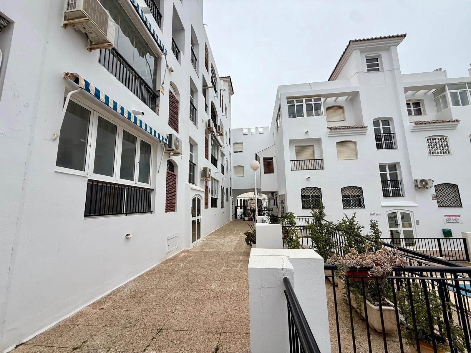 2 Zimmer Wohnung zu vermieten in Aguadulce (Almeria) mit Pool Garage - 850 € (Ref: 9656236)