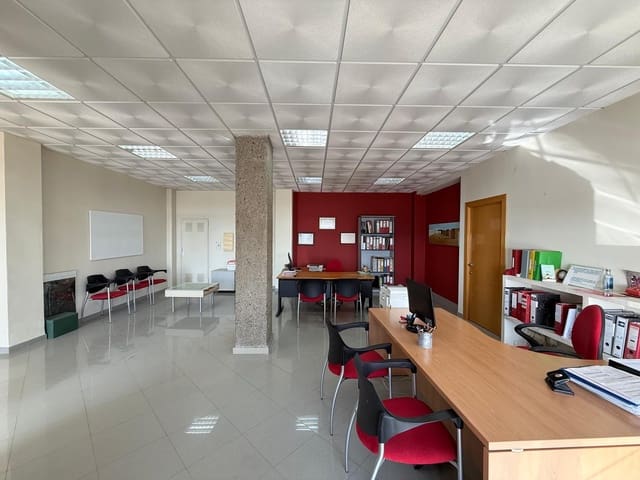 Commercieel te koop in Aguadulce (Almeria), Roquetas de Mar - € 320.000 (Ref: 9666727)