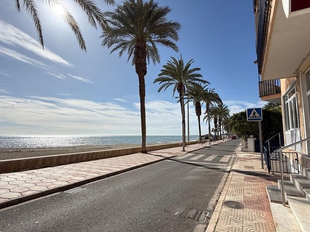 Commercieel te koop in Aguadulce (Almeria), Roquetas de Mar - € 320.000 (Ref: 9666727)