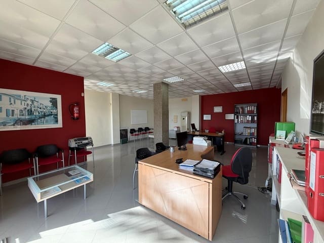 Commercieel te koop in Aguadulce (Almeria), Roquetas de Mar - € 320.000 (Ref: 9666727)