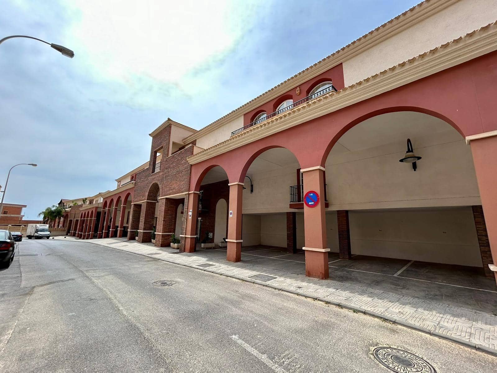 3 bedroom Flat for sale in Aguadulce (Almeria) with pool - € 209,500 (Ref: 9670859)