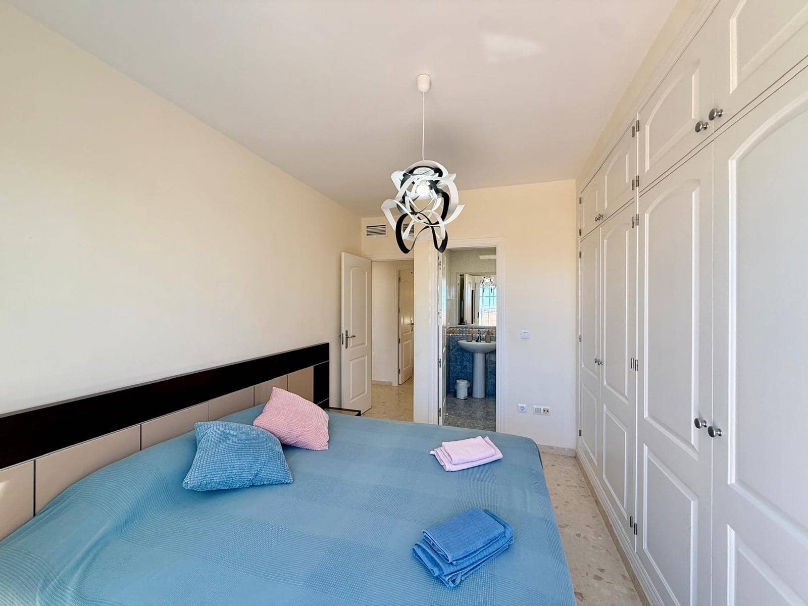 3 bedroom Flat for sale in Aguadulce (Almeria) with pool - € 209,500 (Ref: 9670859)