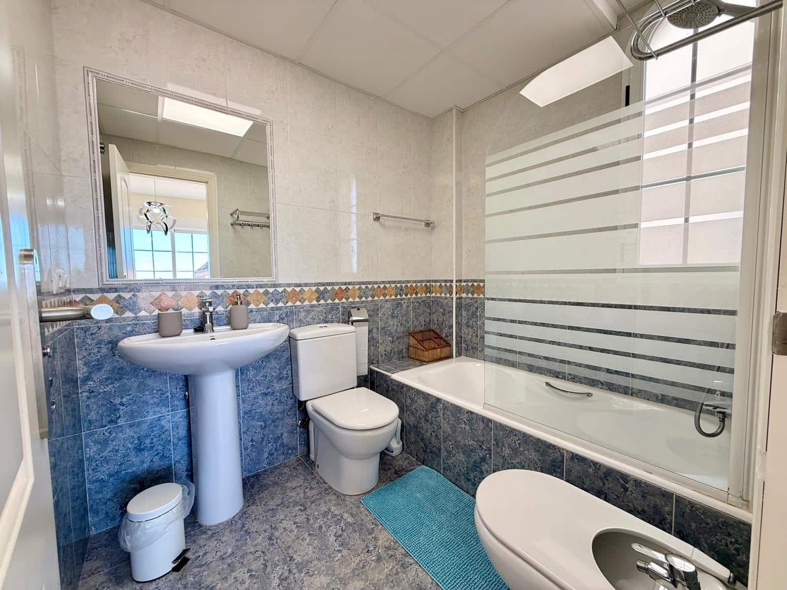 3 bedroom Flat for sale in Aguadulce (Almeria) with pool - € 209,500 (Ref: 9670859)