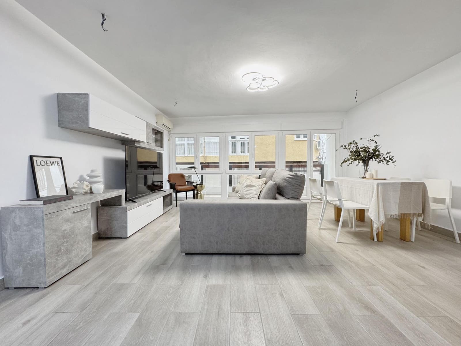 3 bedroom Flat for rent in Almeria city - € 900 (Ref: 9695474)