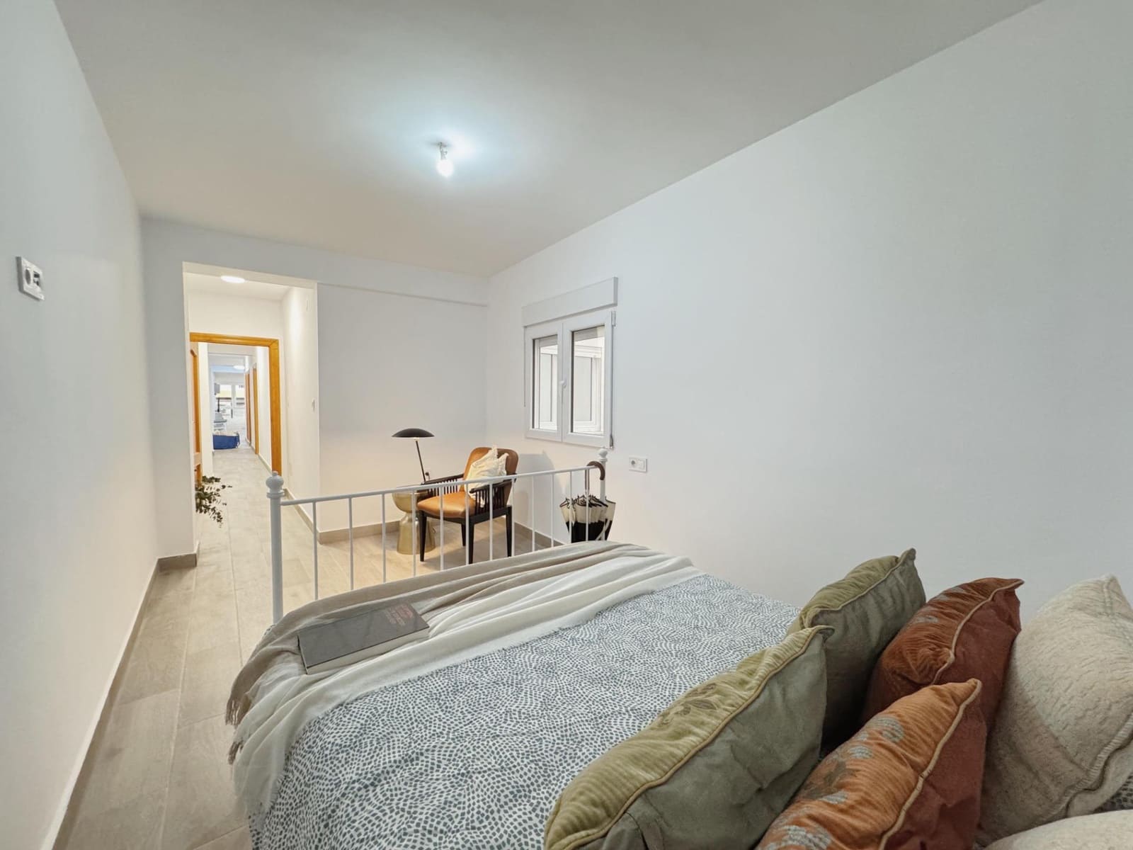 3 bedroom Flat for rent in Almeria city - € 900 (Ref: 9695474)