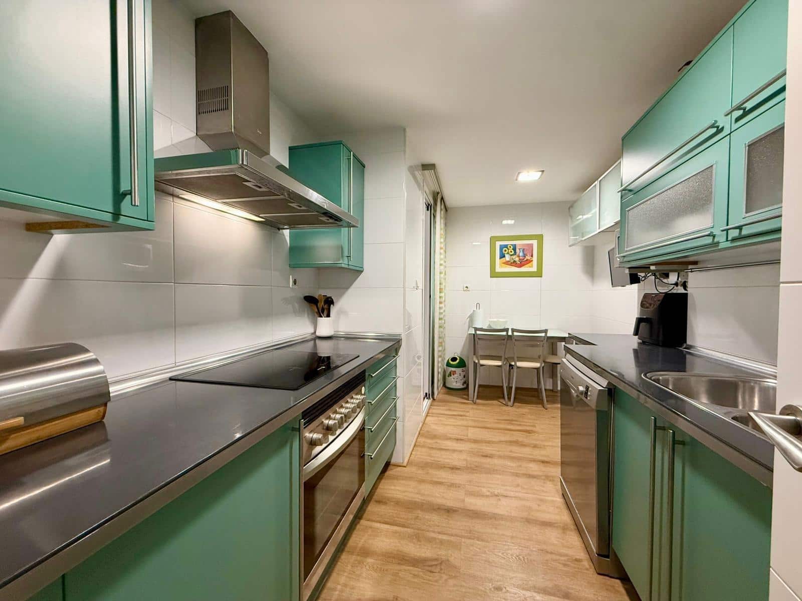 3 bedroom Flat for sale in Roquetas de Mar with pool - € 246,000 (Ref: 9721837)