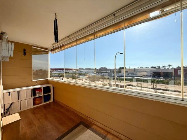 3 sovrum Lägenhet till salu i Roquetas de Mar med pool - 246 000 € (Ref: 9721837)