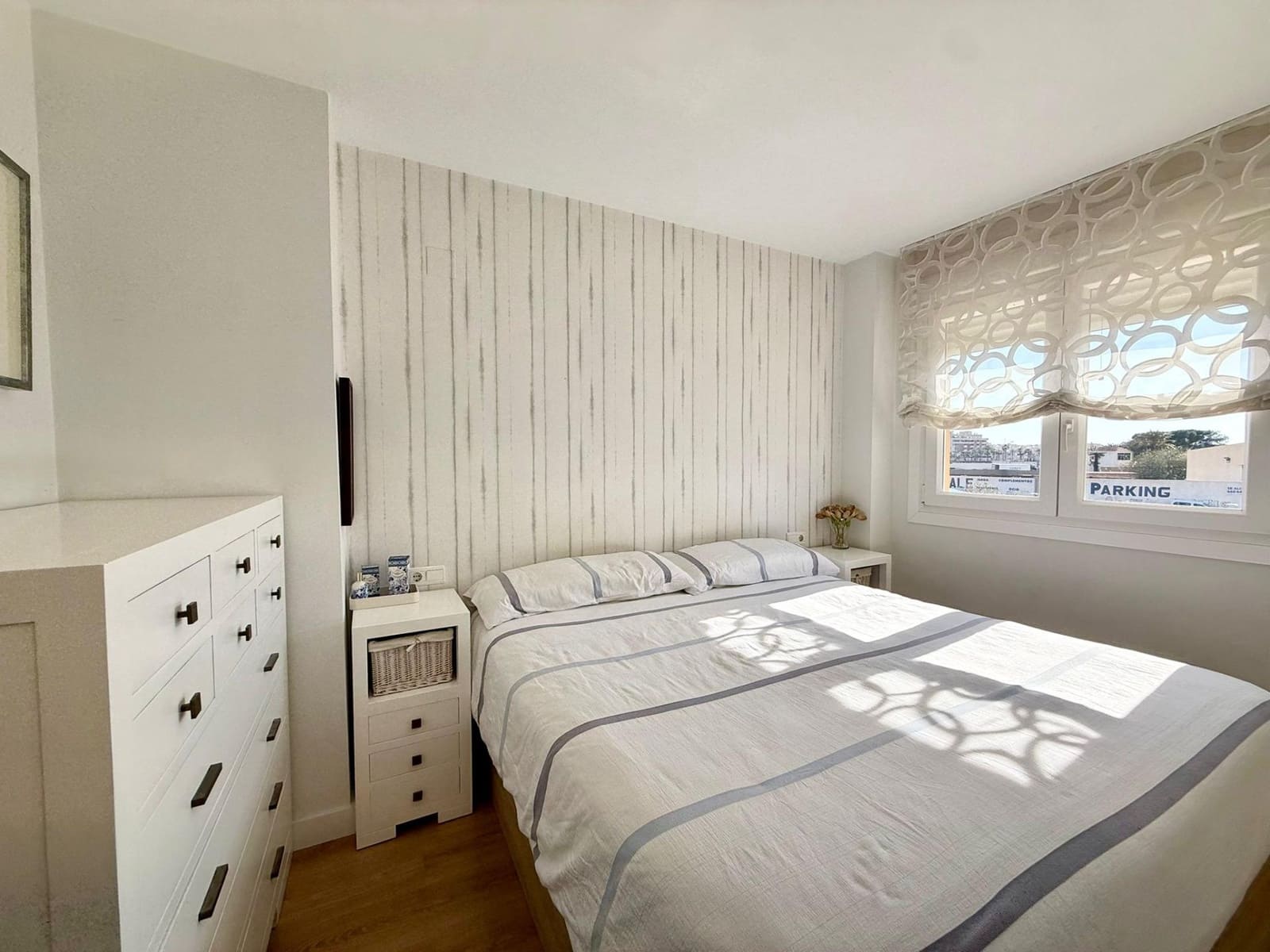 3 bedroom Flat for sale in Roquetas de Mar with pool - € 246,000 (Ref: 9721837)