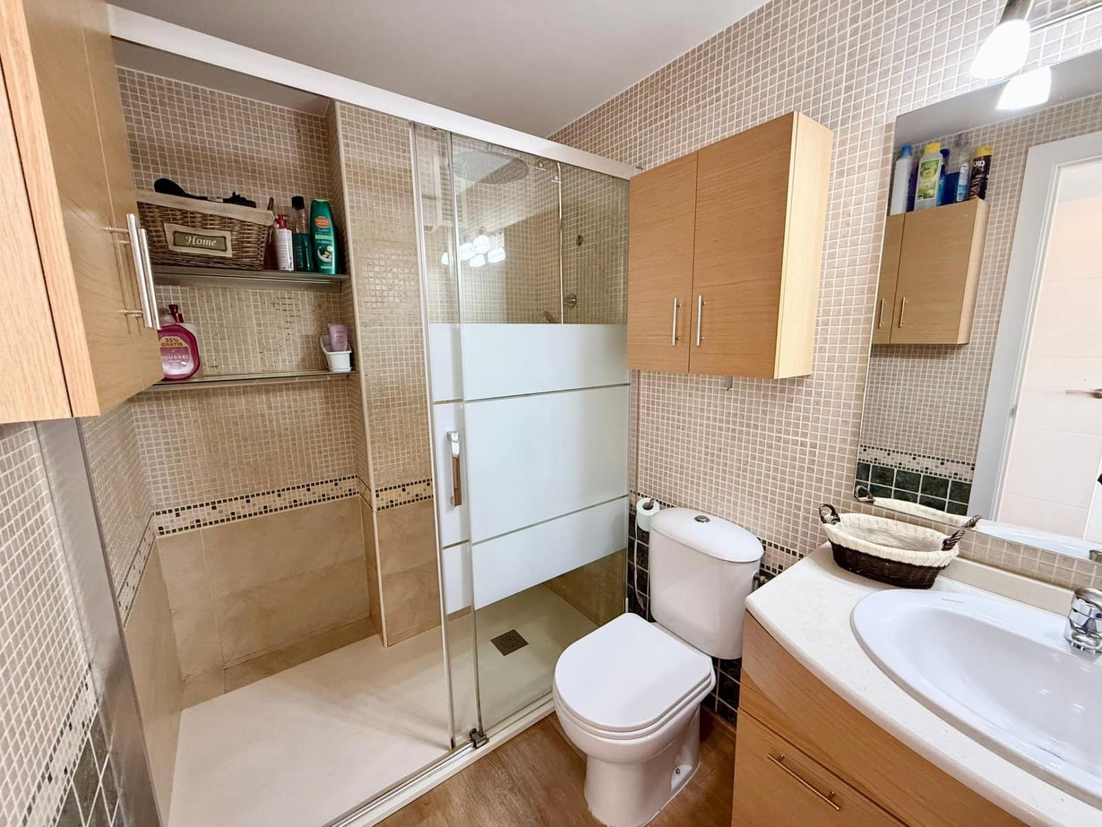 3 bedroom Flat for sale in Roquetas de Mar with pool - € 246,000 (Ref: 9721837)