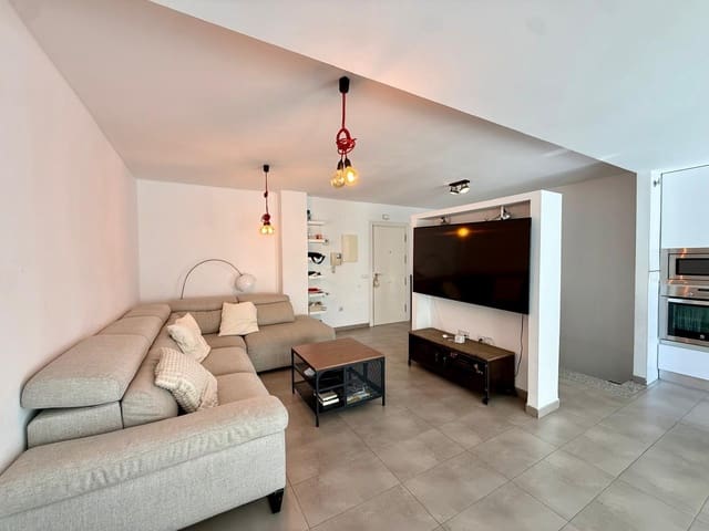 2 sovrum Lägenhet till salu i Almería stad med pool - 235 000 € (Ref: 9752167)