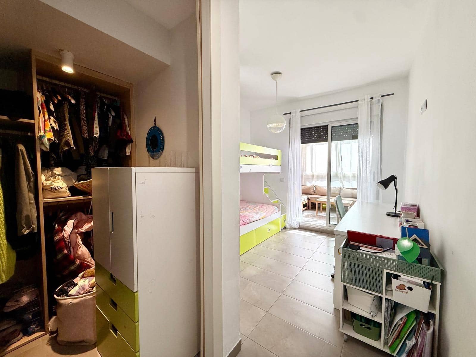 2 sovrum Lägenhet till salu i Almeria stad med pool - 235 000 € (Ref: 9752167)