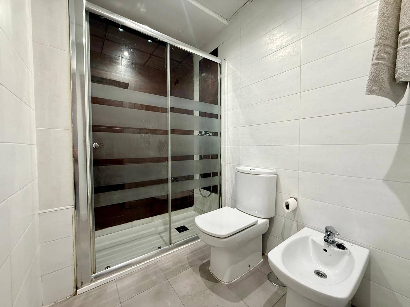 2 sovrum Lägenhet till salu i Almeria stad med pool - 235 000 € (Ref: 9752167)