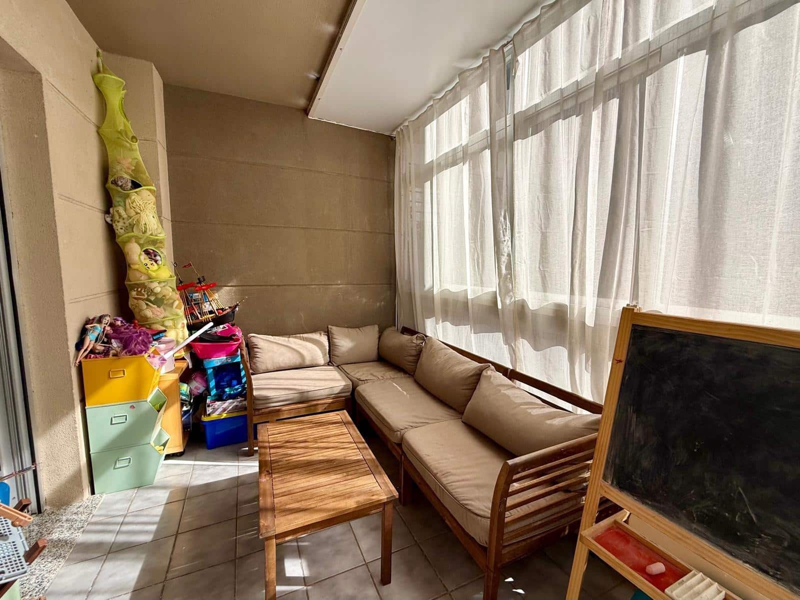 2 sovrum Lägenhet till salu i Almeria stad med pool - 235 000 € (Ref: 9752167)