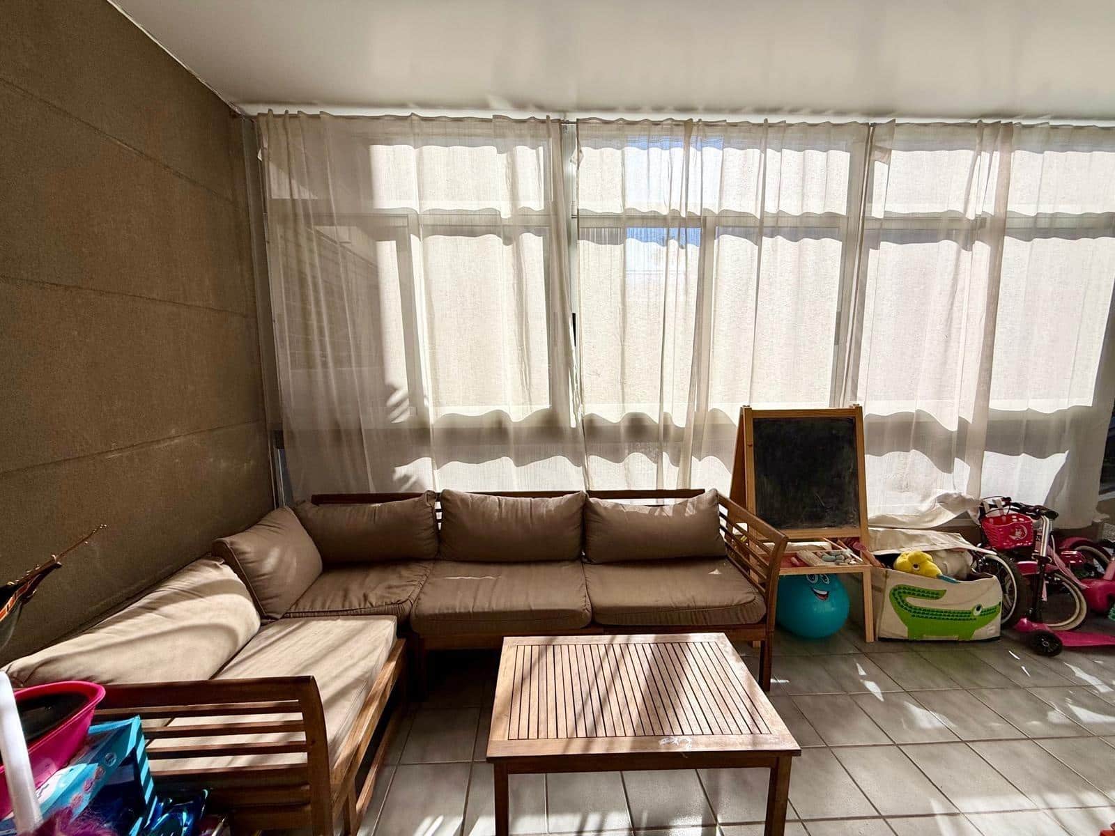 2 sovrum Lägenhet till salu i Almeria stad med pool - 235 000 € (Ref: 9752167)