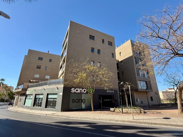 2 sovrum Lägenhet till salu i Almería stad med pool - 235 000 € (Ref: 9752167)