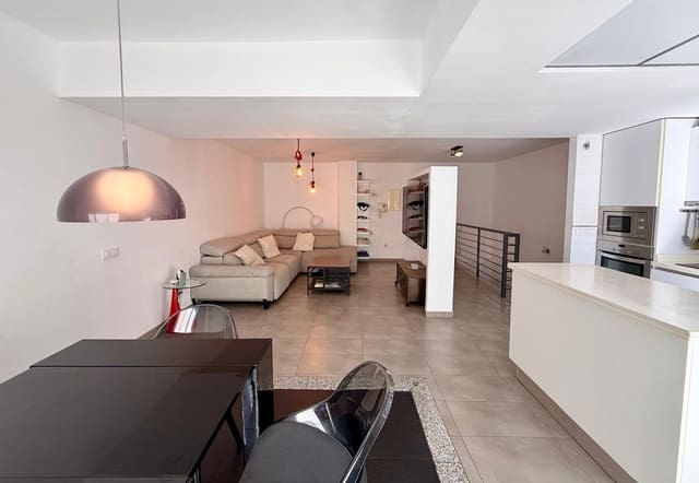2 makuuhuone Huoneisto myytävänä paikassa Almería kaupunki mukana uima-altaan - 226 000 € (Ref: 9752167)