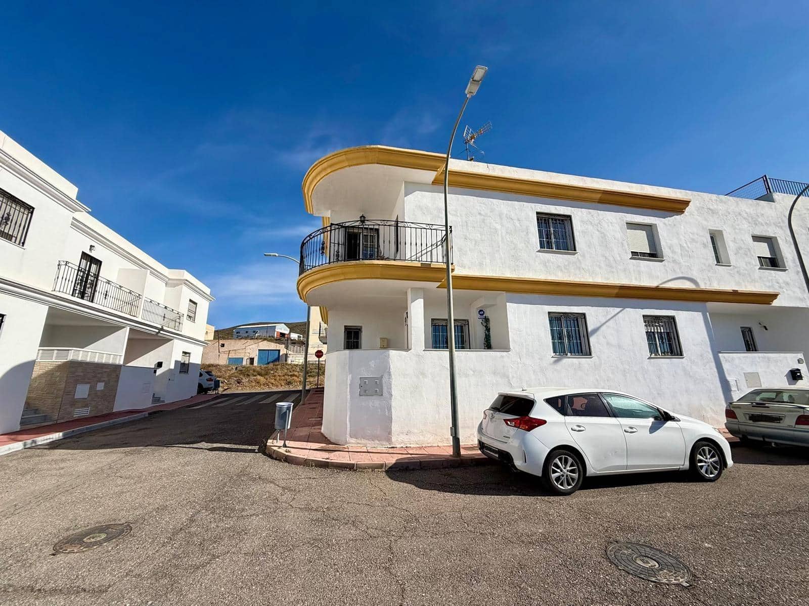 3 sovrum Radhus till salu i Gergal med garage - 158 000 € (Ref: 9785106)