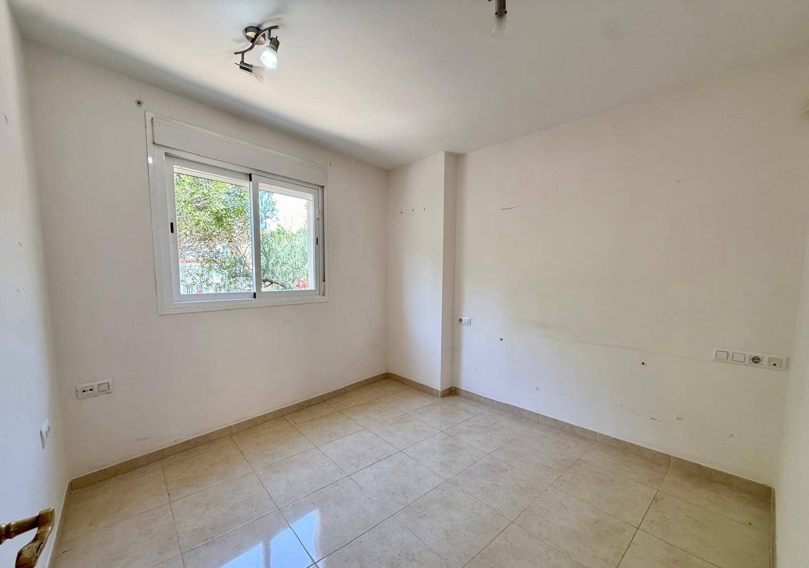 2 bedroom Flat for sale in Aguadulce (Almeria) - € 135,000 (Ref: 9788531)