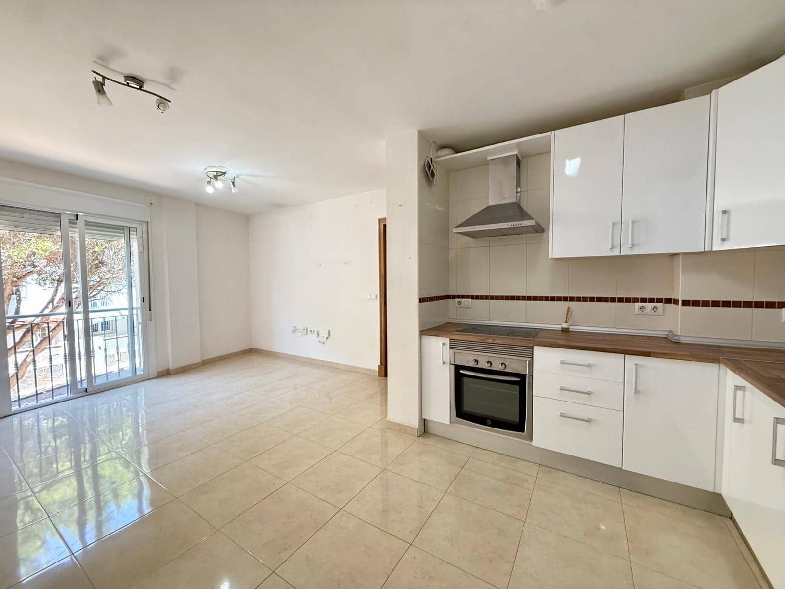 2 bedroom Flat for sale in Aguadulce (Almeria) - € 135,000 (Ref: 9788531)