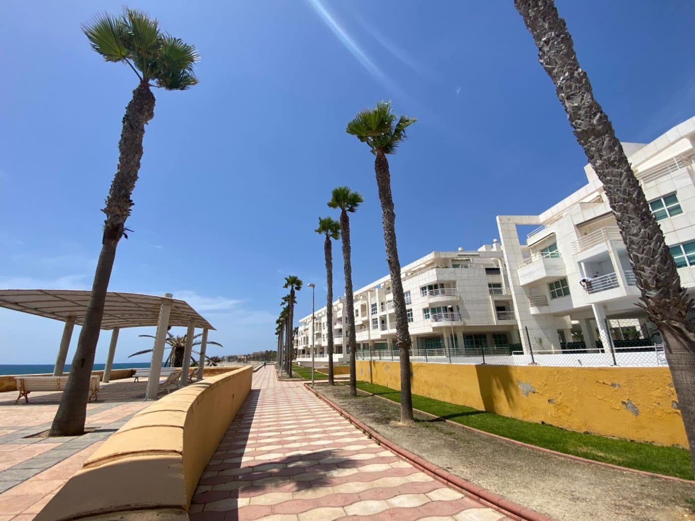 1 bedroom Apartment for sale in Roquetas de Mar - € 145,000 (Ref: 9797247)