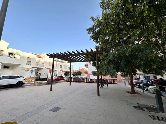 3 soveværelse Lejlighed til leje i Aguadulce (Almeria), Roquetas de Mar - € 850 (Ref: 9815997)