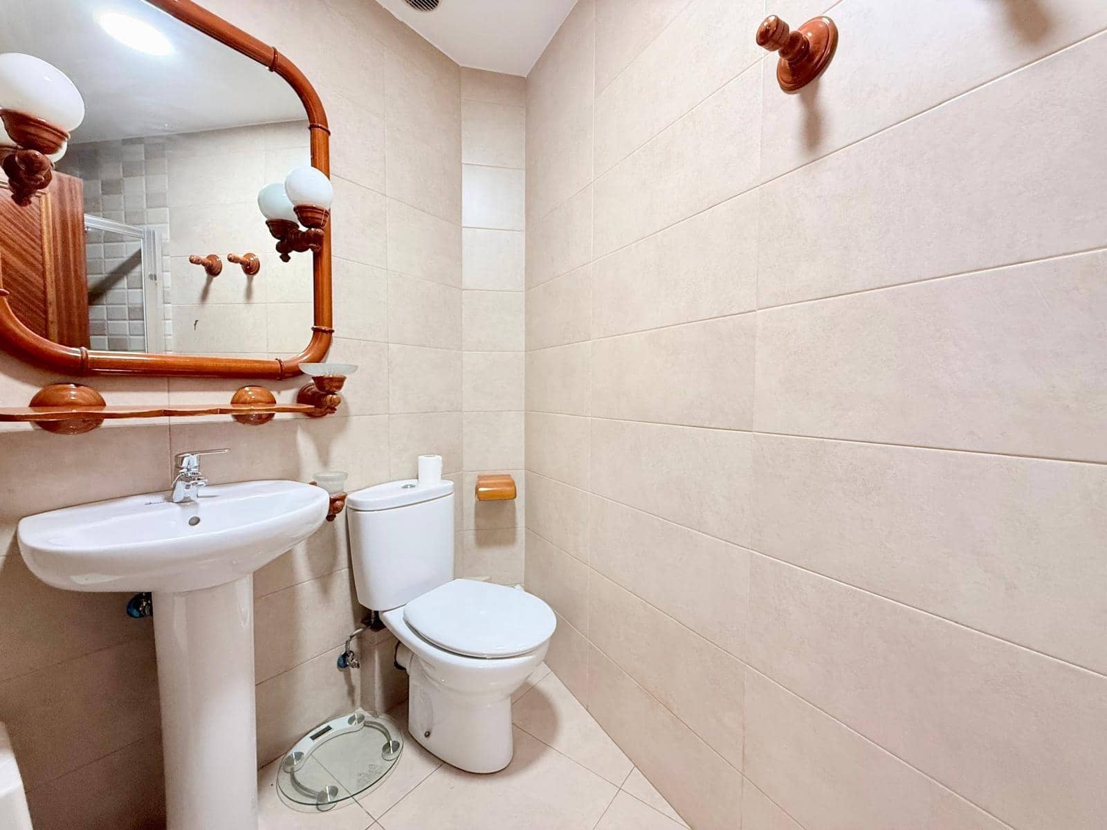 3 bedroom Flat for rent in Almeria city - € 800 (Ref: 9829343)