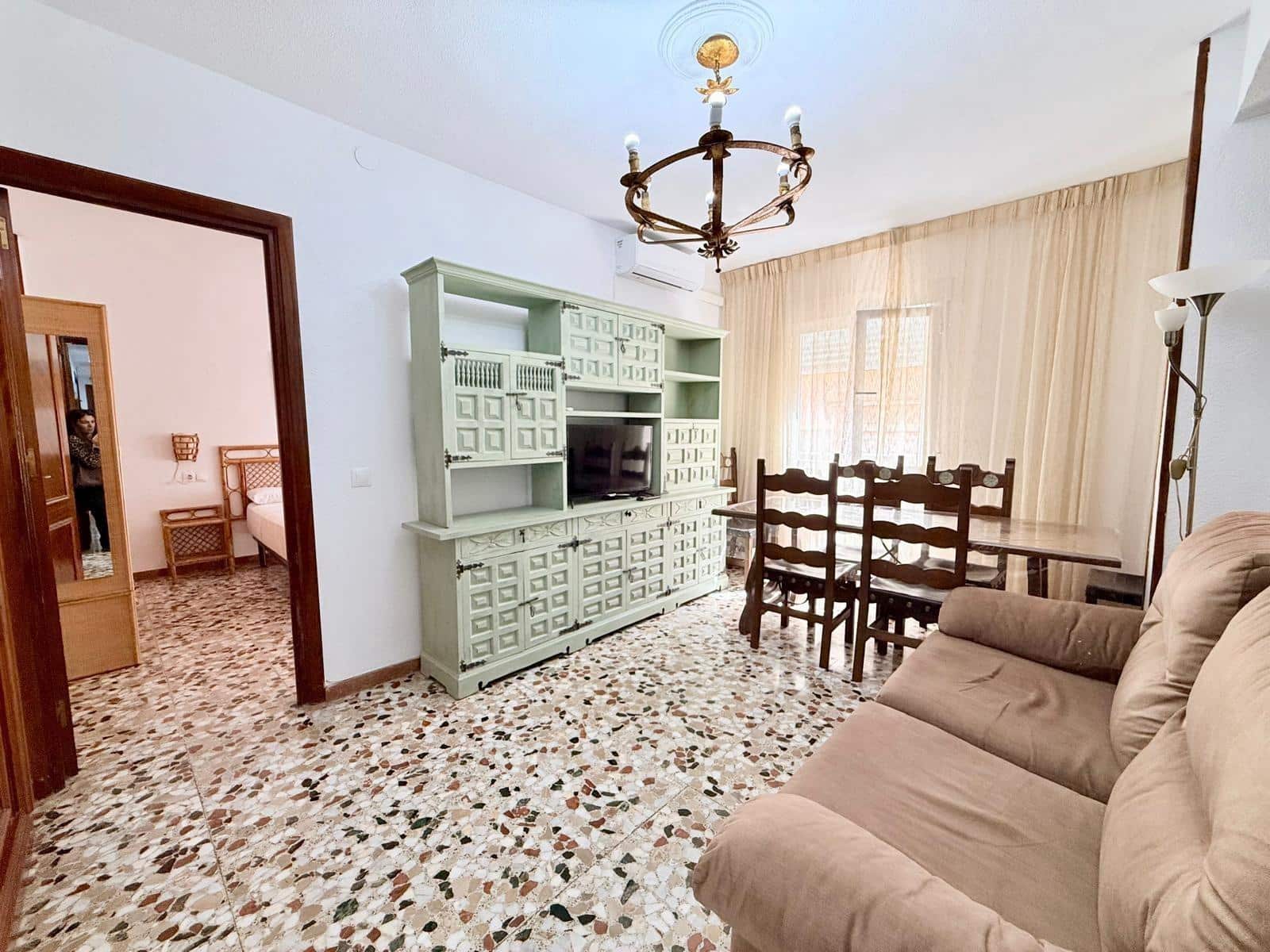 3 bedroom Flat for rent in Almeria city - € 800 (Ref: 9829343)