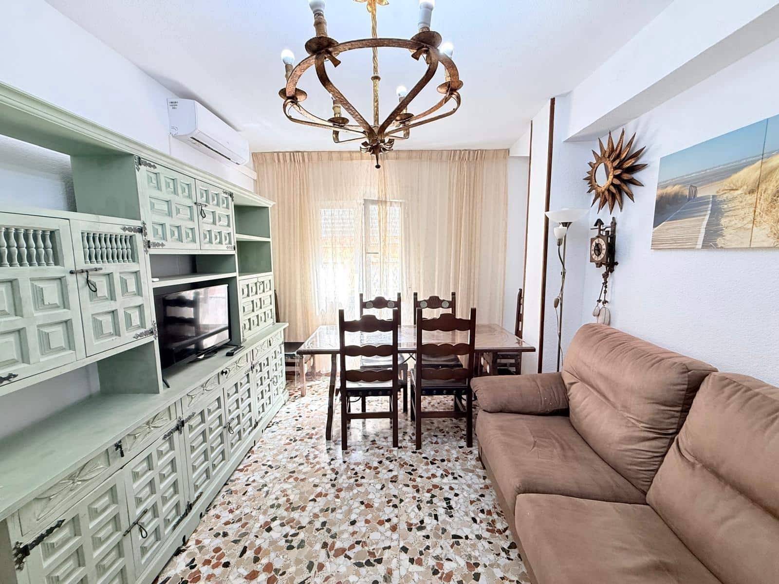 3 bedroom Flat for rent in Almeria city - € 800 (Ref: 9829343)