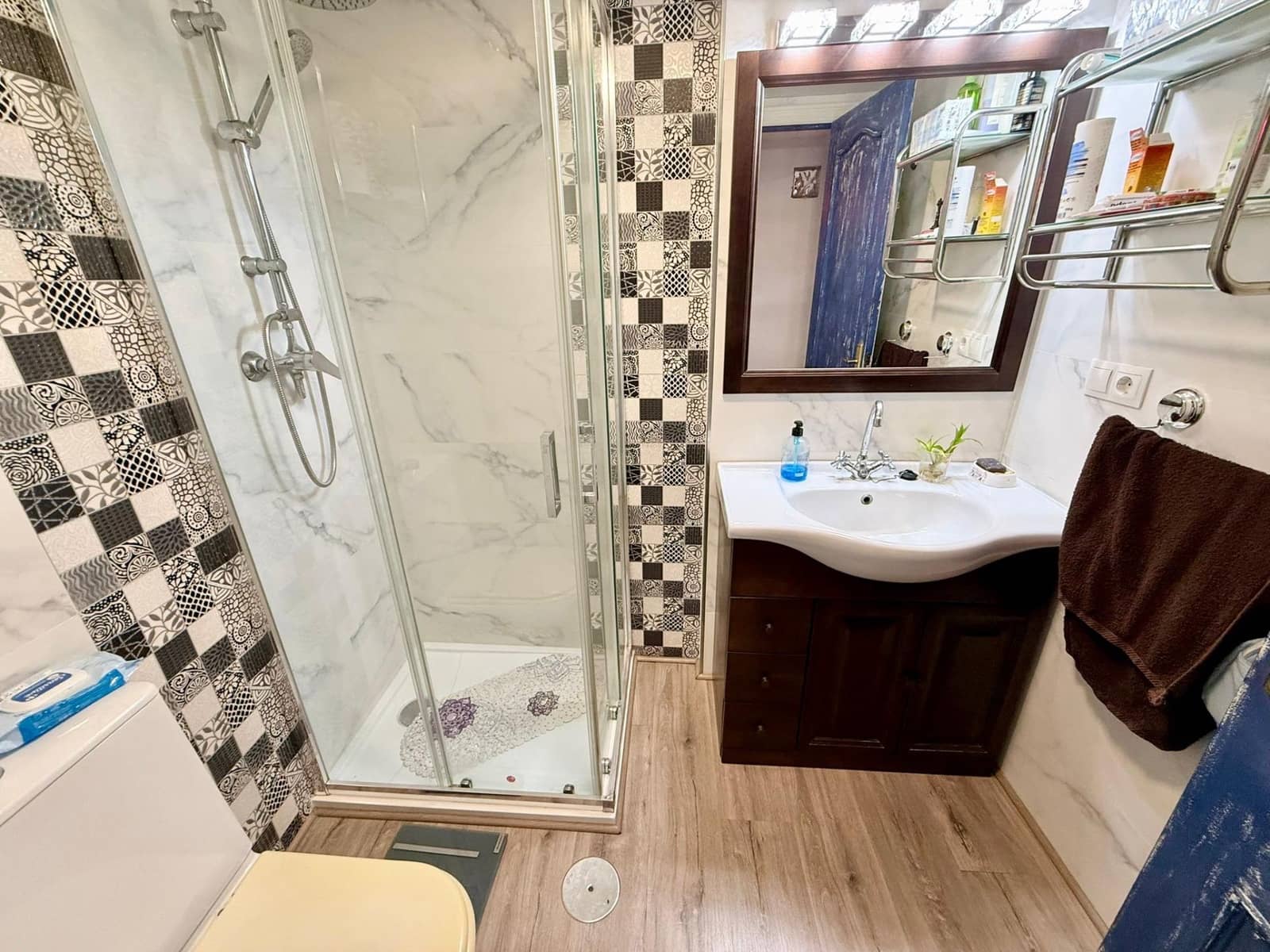 2 bedroom Flat for sale in Roquetas de Mar with pool - € 215,000 (Ref: 9836475)