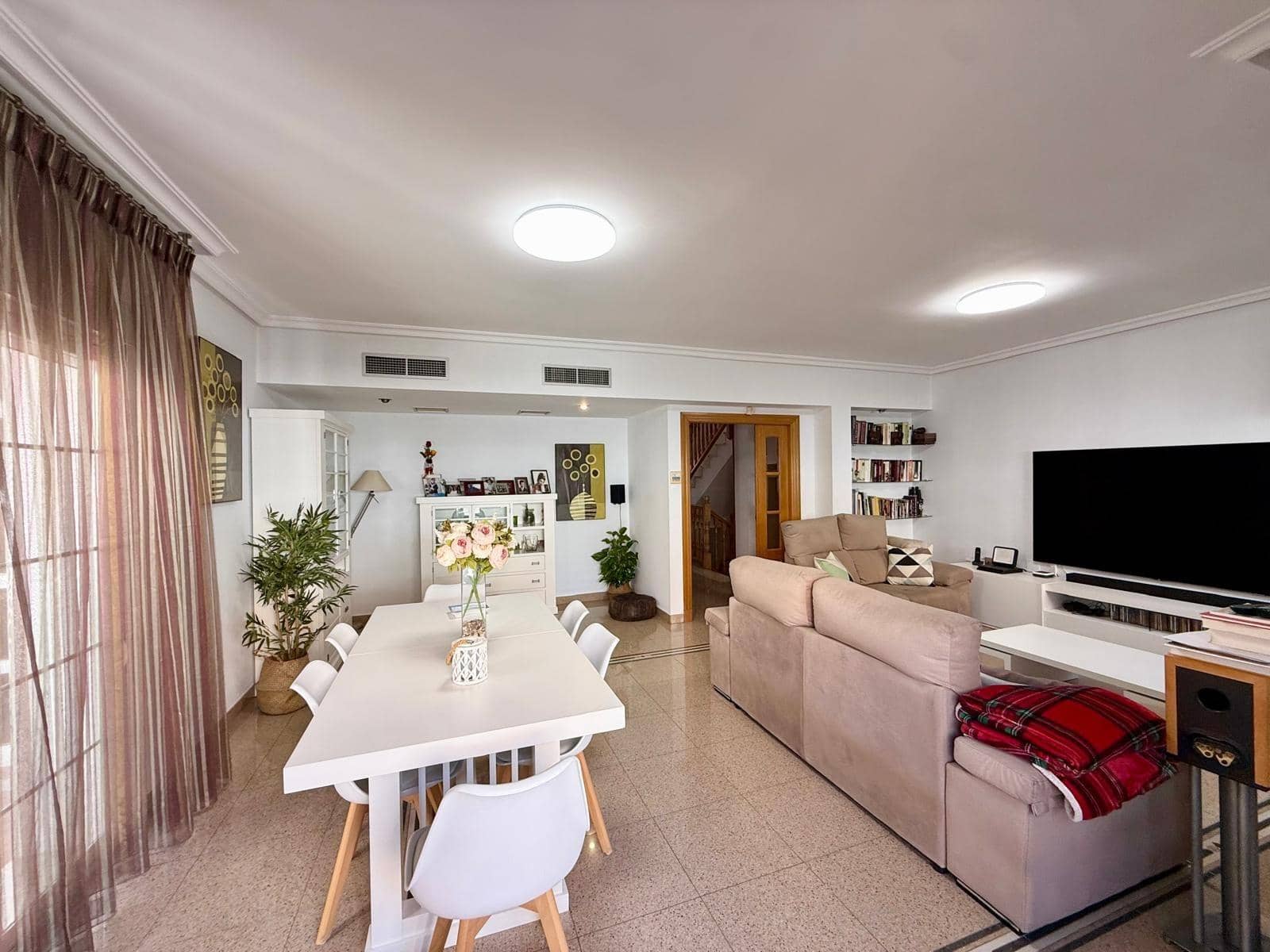 4 quarto Moradia Geminada para venda em Almeria cidade com piscina garagem - 850 000 € (Ref: 9836476)
